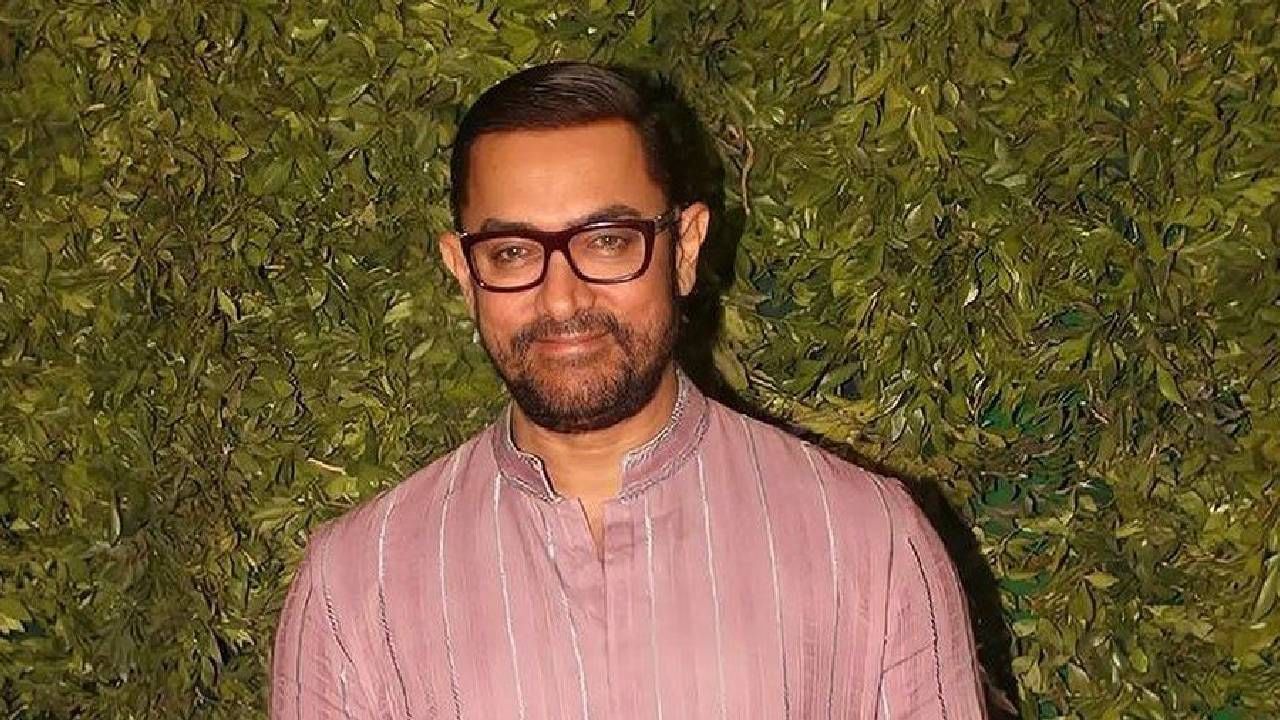 लिंक्ड इन प्रोफाइवरील माहितीनुसार, गौरीने ब्लू माऊंटन स्कूलमधून शिक्षण घेतलंय. त्यानंतर तिने लंडनमध्ये एफडीए स्टायलिंग आणि फोटोग्राफी फॅशनचा कोर्स केला. तिचं मुंबईतही 'बी ब्लंट' नावाने सलॉन आहे. गौरीला सहा वर्षांचा मुलगासुद्धा आहे.  