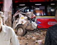 Bus Accident: पुणे ते कुर्ला बस अपघातात महामंडळाचे चुकते कुठे? संतोष मानेनंतर संजय मोरेची पुनरावृत्ती कशी झाली?