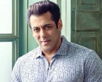 Salman Khan: ‘या’ महिलेला सलमान खान मानतो संपूर्ण विश्व, व्हिडीओ पोस्ट करत म्हणाला…