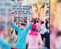 बाप्पांच्या विसर्जनासाठी धर्मयुद्ध! पालिकेचा कृत्रिम तलावाचा पर्याय धुडकावून मिरवणुका निघाल्या