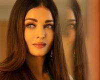 Aishwarya Rai : गर्लफ्रेंडसोबत प्रोड्यूसरच असं वागणं बघून ऐश्वर्या रायने सोडला चित्रपट, अभिनेत्रीने गुपित उलगडलं